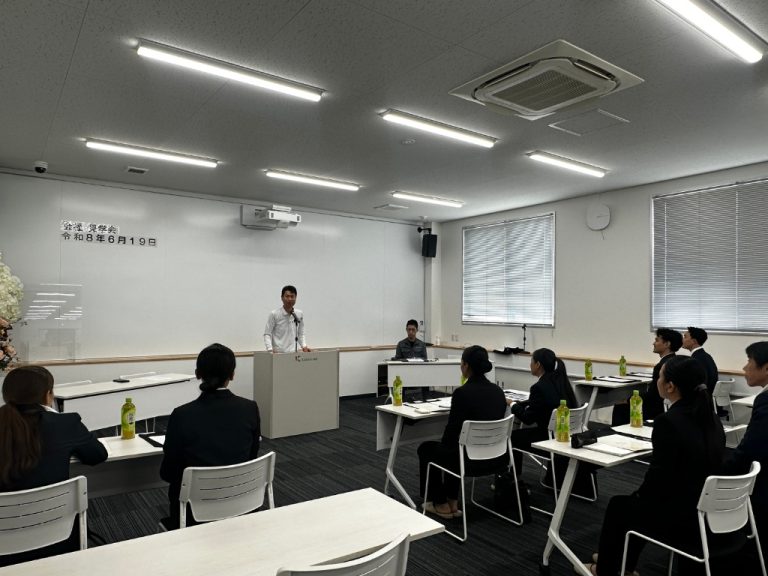 皆さん真剣な表情で耳を傾けていました。