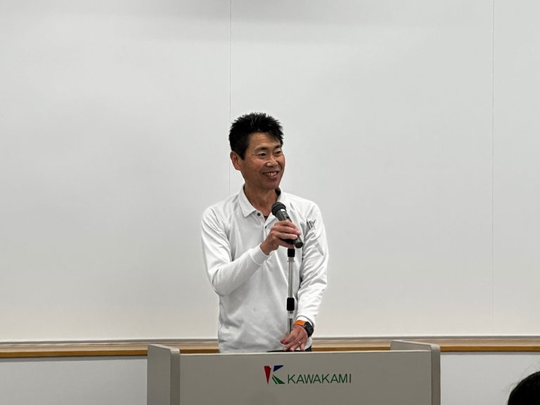 社長から会社の歴史や事業内容について説明。